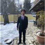 Enseñó italiano y inglés hasta bachillerato y adultos que quieran aprender a conversar