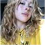 studentessa del quarto anno al liceo linguistico di Lecce, offro ripetizioni di tutte le materia a studenti di medie ed elementari