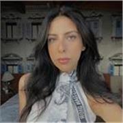 Insegnante di letteratura italiana, storia e filosofia
