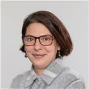 Politics and International Relations university teacher with 15+ years’ experience, offering personalised Politics tuition  