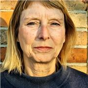 Deutsche Muttersprachlerin mit Abschluß in Germanistik bietet Deutsch für Ausländer-Privatunterricht online an