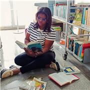 Professora do ensino infantil, auxílio no reforço escolar