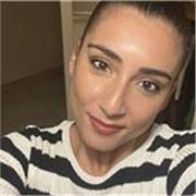 Sono Anna Maria, una psicologa appassionata di matematica. Impartisco lezioni online, individualizzando i percorsi di affiancamento . 
