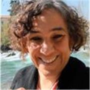 Laureata in Scienze dell'Educazione e docente scienze umane