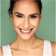 Ich habe eine Leidenschaft für Sprachen und daher einen Master in Sprachen, Kulturen und Translation und jahrelange Erfahrungen.