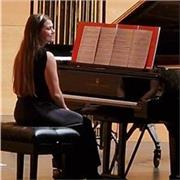 Profesora de PIANO y SOLFEO en MARÍN. Aprende de forma dinámica y adaptada a tus necesidades. Experiencia de 8 años