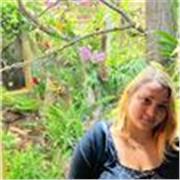 Profesora de inglés imparte clases particulares a niños de todas las edades
