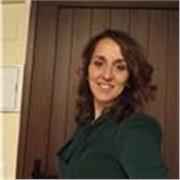 Profesora de Lengua Castellana y Literatura formada para dar clases particulares a alumnos de todas las edades.
