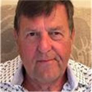 I am an accredited ILM Leadership Tutor/Coach, facilitating workshops and 121 sessions for adults