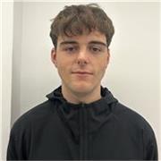 Finalizando el grado superior, grandes habilidades en informática y gran adaptación a niños pequeños