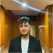 Estudiante de trabajo social, con alto nivel de inglés hablado y escrito, con experiencia en clases particulares a niños y adolescentes
