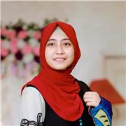 Experienced scientist teaching medical science, simplifying complex concepts