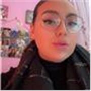 Studentessa universitaria offre lezioni di inglese, francese o spagnolo a ragazzi di scuole medie e bimbi delle elementari