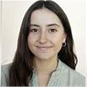 Profesora de apoyo/refuerzo, cuento con el bachillerato biosanitario y actualmente estudio un ciclo formativo de grado superior 