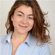 Professeur expérimenté et véritable partenaire d’apprentissage. Sans étapes inutiles : une méthode claire et efficace.