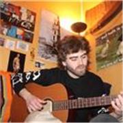 Salut ! 

Je m'appelle Armand j'ai 24 ans, je propose des cours de guitare électrique, classique et folk tous niveaux