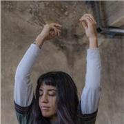 Profesora de entrenamiento físico, flexibilidad y danza