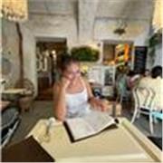 Giovane bilingue offre lezioni di Inglese online! Per tutte le età - anche preparazione IELTS 👩🏼‍🎓