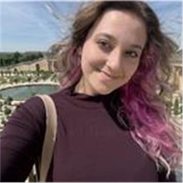 Júlia