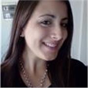 Profesora de Arte , imparte clases de apoyo para la materia Español