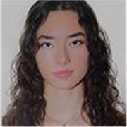 Alumna de trabajo social, con titulación de First Certificate