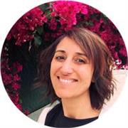 Profesora con Máster en Educación y 10 años de experiencia impartiendo matemáticas a Nivel de Secundaria.