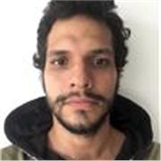 LIcenciado en artes visuales y estetica, enfocado en procesos colectivos y comunitarios desde la sensibilizacion artistica