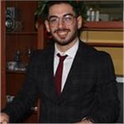 Professionista laureato impartisce lezioni di Excel