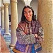 Profesora de español nativa con 6 años de experiencia en la enseñanza para estudiantes extranjeros y nativos. 