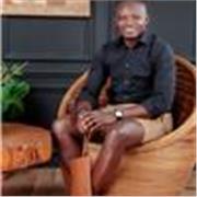 Professeur de Langues(italien-français-anglais) et de Communication expérimenté.