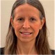 Docente di lettere disponibile per studenti di scuola media