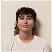 Graduada de la carrera de Filosofia con un minor en Estudios Literarios y Culturales 