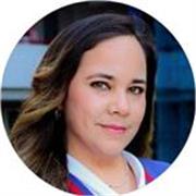 Profesor de diferentes materias para niños de diferentes edades