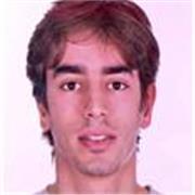 Profesor de Piano híbrido para principiantes en Madrid.