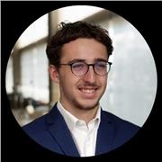 Je suis à actuellement étudiant en économie à Nantes. J’ai eu le bac avec 19/20 en maths. Je peux assurer des cours collège/lycée