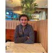 Imparto clases de historia contemporánea, de España y del arte, además de aplicar temario para exámenes de Selectividad.