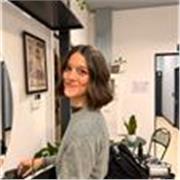 Ciao! Mi chiamo Eleonora e offro ripetizioni online e supporto compiti per studenti delle scuole elementari e medie