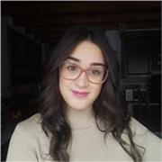 Laureata magistrale in lingue straniere per la comunicazione internazionale offre lezioni di inglese e tedesco