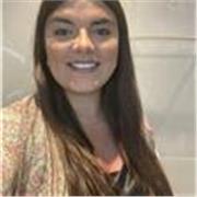 Profesora cualificada con 5 años de experiencia en Alemania trabajando como funcionaria del estado de Múnich 