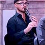 Ciao! Sono Francesco ho 24 anni e sono un clarinettista che ha tanta voglia di trasmettere le esperienze acquisite fin ora, mettendosi in gioco e trovando il metodo adatto per ognuno. Impartisco inoltre lezioni di teoria e solfeggio