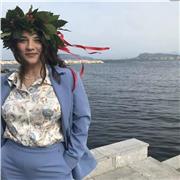 Docente già abilitata offre lezioni d'italiano e aiuto temi