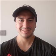 Profesor de educación física y entrenador personal con amplios conocimientos y experiencia en el rubro