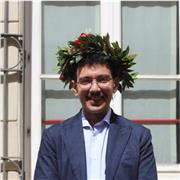 Propongo lezioni private di aiuto compiti per studenti e studentesse con attenzione alle specifiche esigenze di apprendimento.