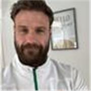 Experienced language teacher using different methodologies for all