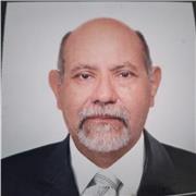 Profesor de español, licenciadoen educacion, magister y doctor en educacion