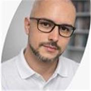 Sou o Teacher Paulo e vou contar um pouquinho da minha trajetória 🤓

✅ Mais de 15 anos de experiência como profess