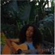 Professeur Particulier de Chant, guitare et Formation musicale
