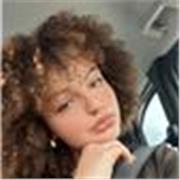 Ragazza di 20 anni che studia Giurisprudenza rende disponibile per aiuto compiti per i bimbi più piccoli materie a base elementare