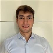 Piacere Enrico! Sono un laureando di Ingegneria del Veicolo. Offro la mia disponibilità a tutti ragazzi/e scuole medie-superiori