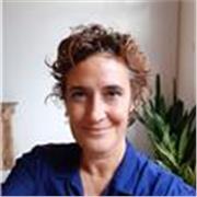 I'm a marketing communications professional tutoring in Spanish and English, aimed to help people starting in the field.  